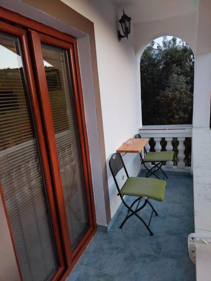 Guest House Bocac Sali Exterior foto