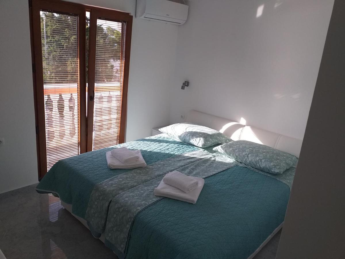 Guest House Bocac Sali Exterior foto